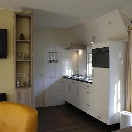 Tatil Evi Romantic Bungalow, Surrounded By Nature Herpen