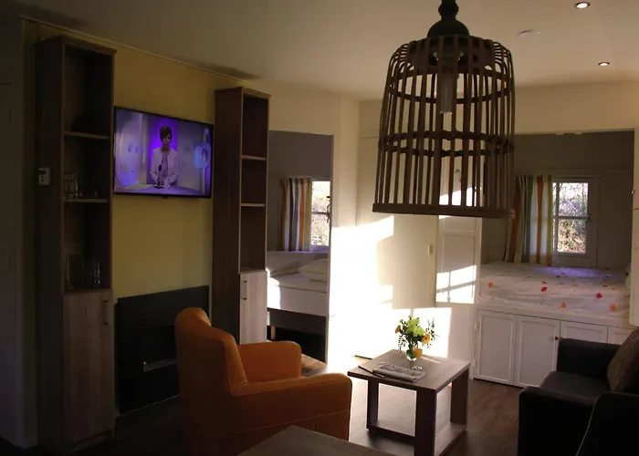 Forest In Herperduin With Bubble Bath * Herpen