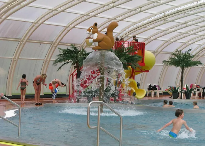 Forest In Herperduin With Bubble Bath Hébergement de vacances *