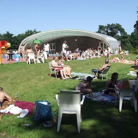 Forest In Herperduin With Bubble Bath Vakantiehuis