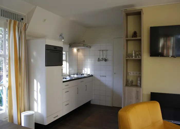 Forest In Herperduin With Bubble Bath * Herpen