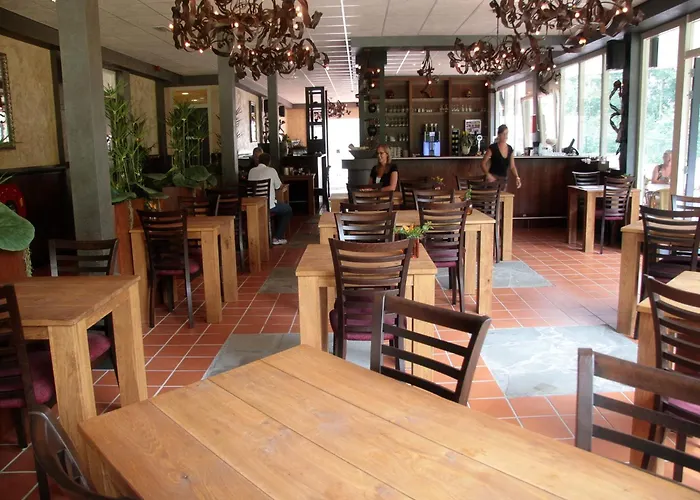 Forest In Herperduin With Bubble Bath Nyaraló Herpen